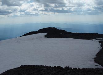 Looking SW from south col route on Mount Adams
