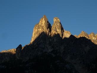 South Early Winters Spire and North Early Winters Spire in morning