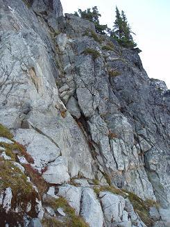 4th class approach gully to NE face route on Slippery Slab Tower