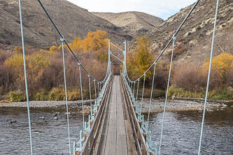 Suspension bridge over the Yakima River