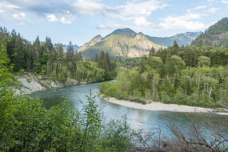 The Pulpit over the Middle Fork River